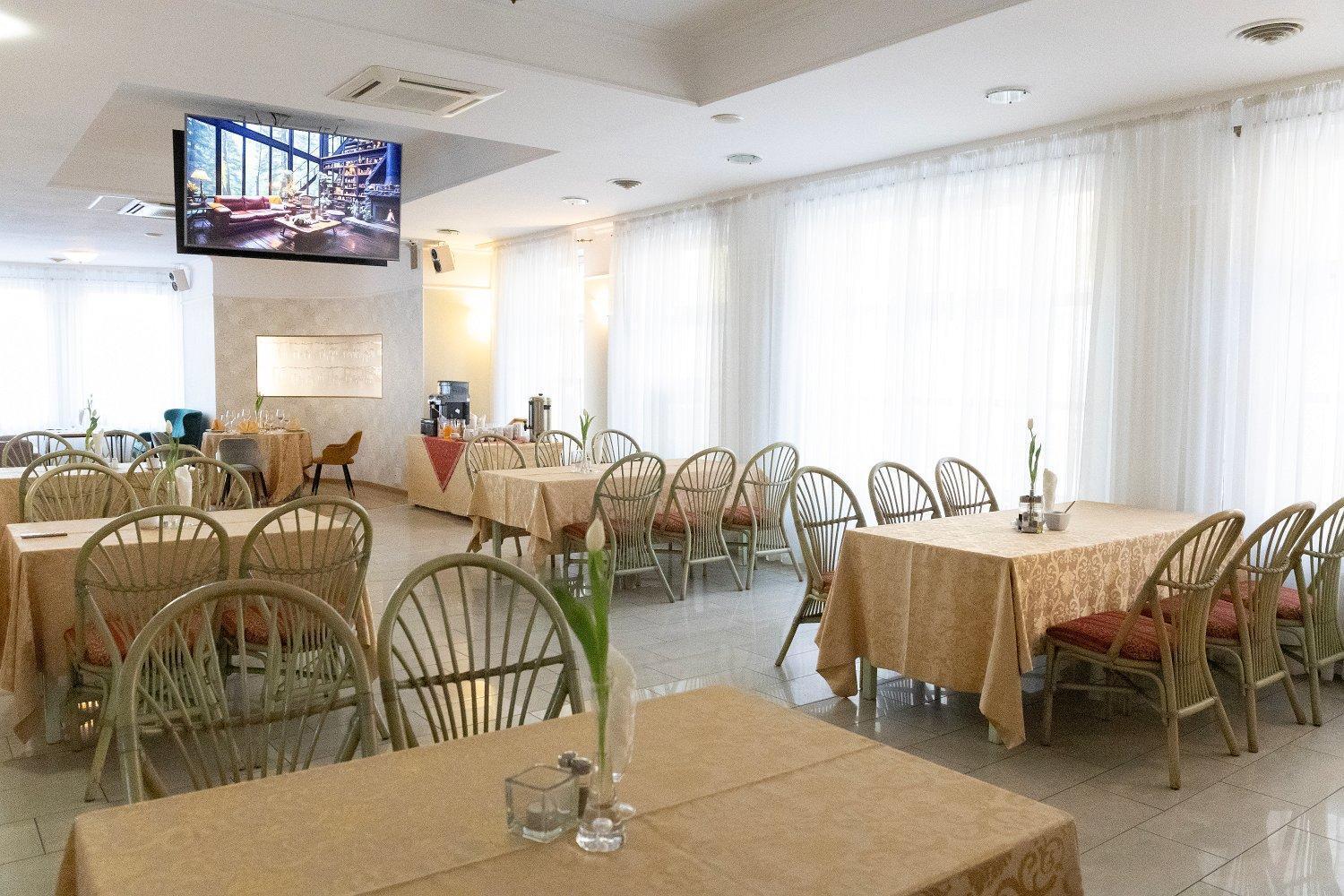 Hotel Calisia Kaliszki Kültér fotó