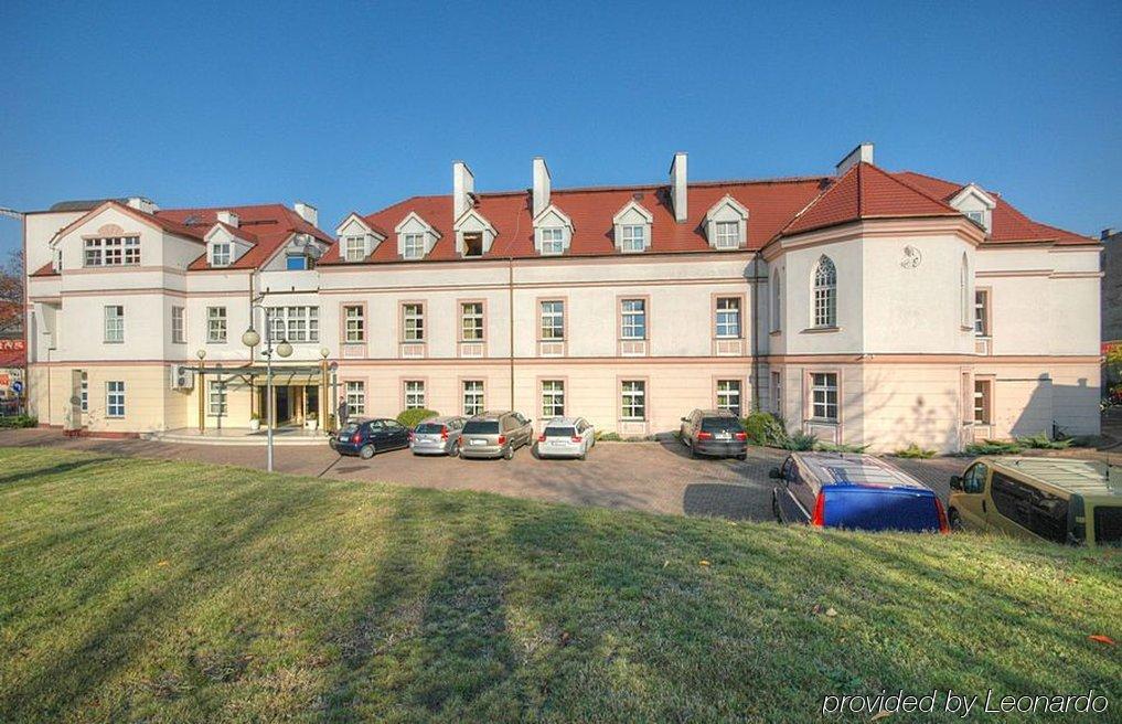Hotel Calisia Kaliszki Kültér fotó
